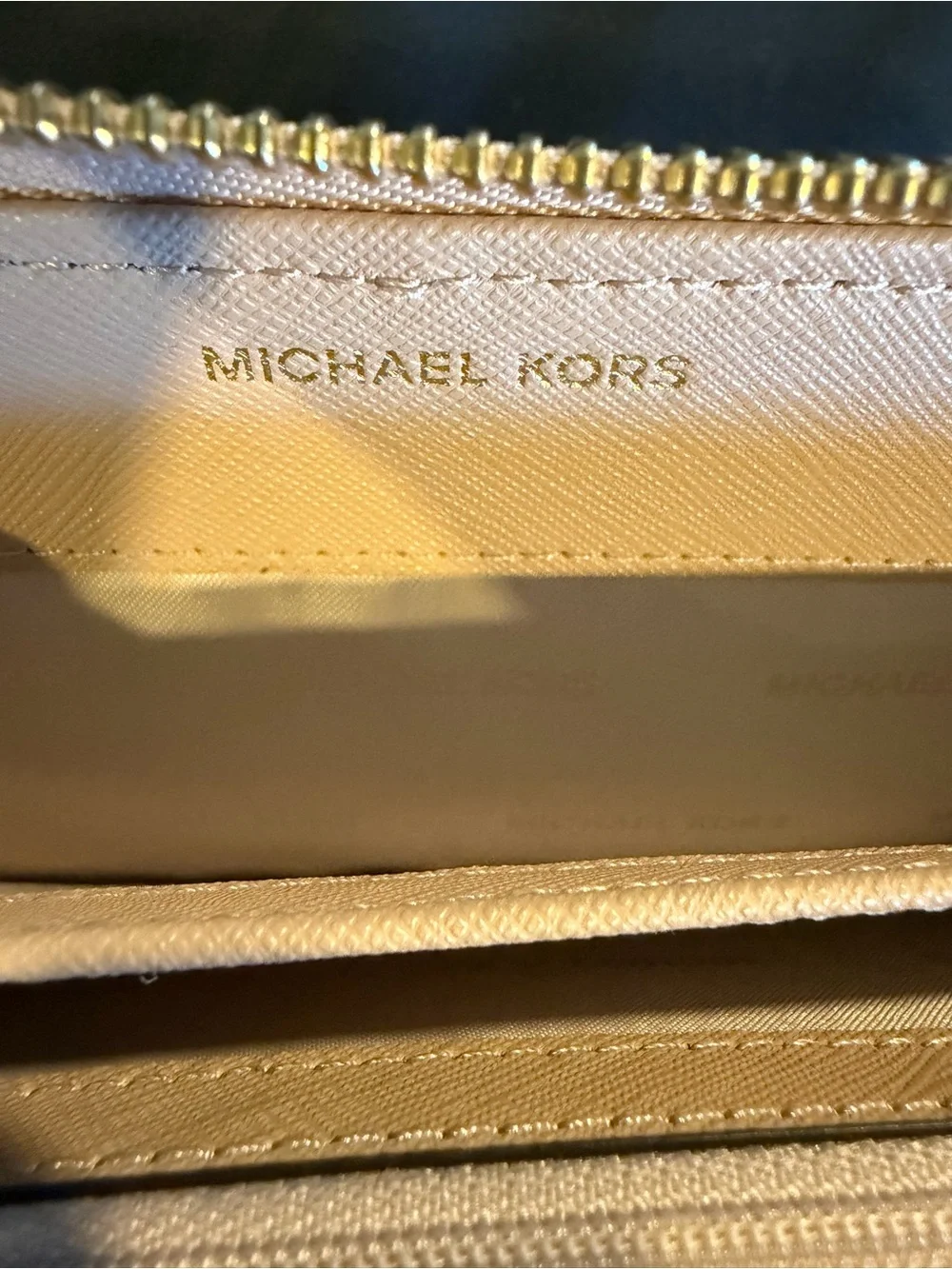 Michael Kors Light Beige Jet Set Continental Wallet